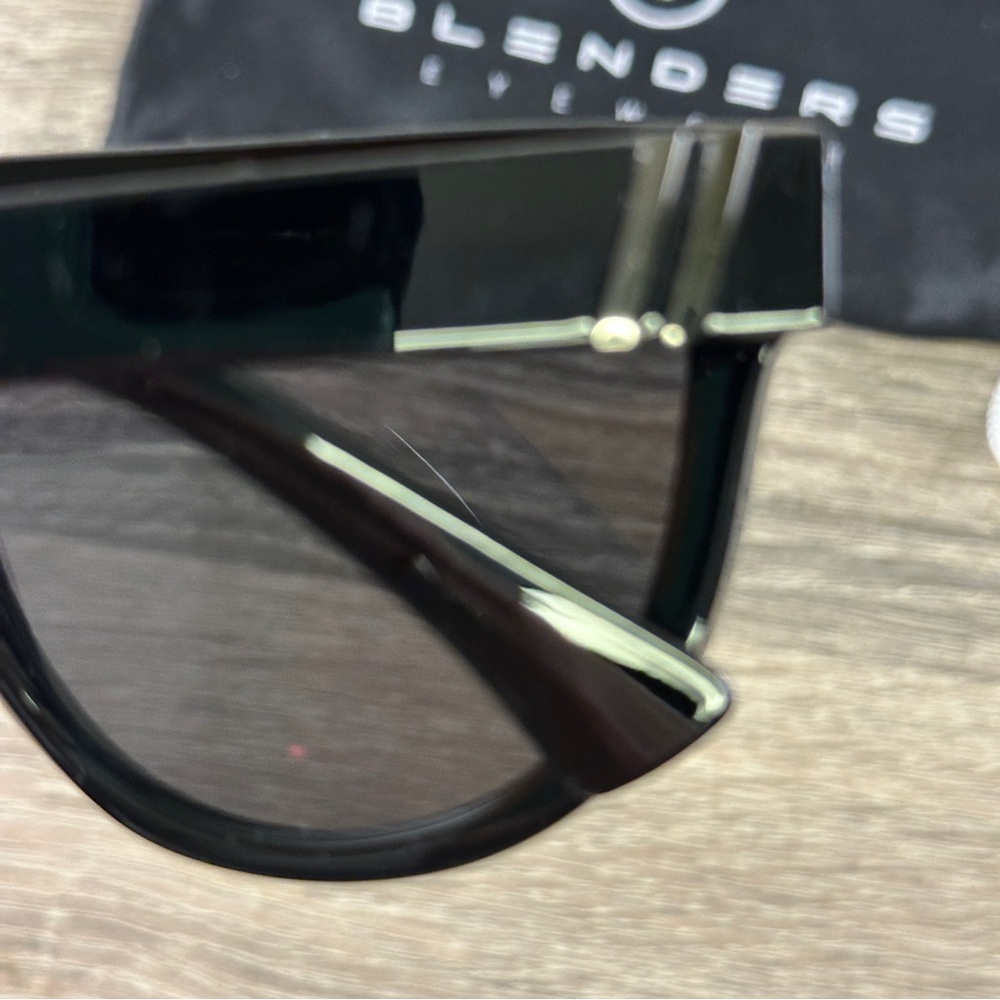 BLENDERS CLOVER SERIES‎ GLORY STYLE POLARIZED SUNGLASSES Black - Picture 5 of 6